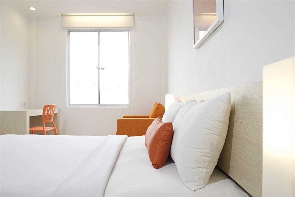 Zuri Express Hotel Pekanbaru Buitenkant foto